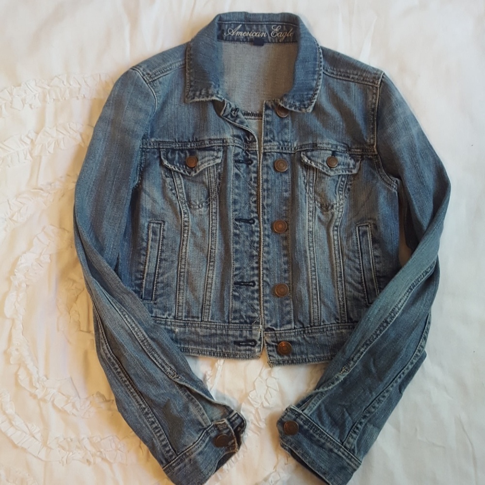 AE EUC Jean Jacket!