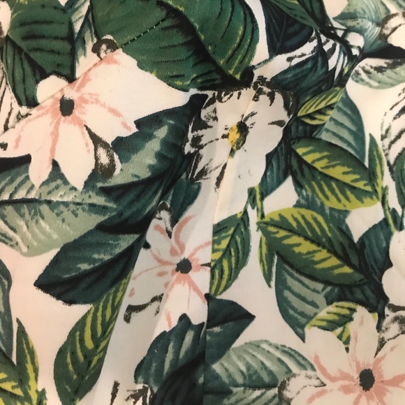 High Neck Floral Crop Top, With Back Zipper - Picture 3 of 6