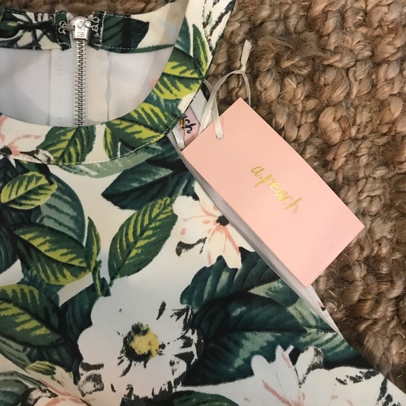 High Neck Floral Crop Top, With Back Zipper - Picture 4 of 6