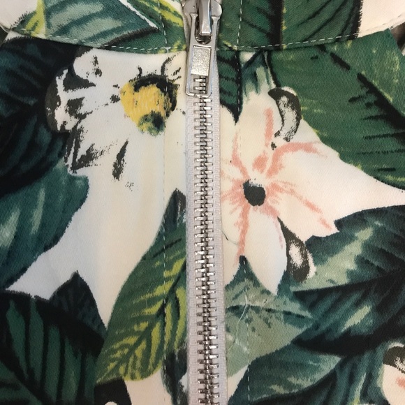 High Neck Floral Crop Top, With Back Zipper - Picture 6 of 6