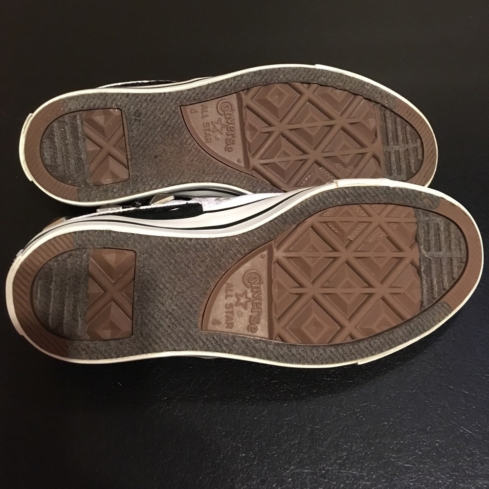 All Star Converse - Picture 4 of 5