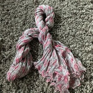 Summer scarf with pink flower detail!