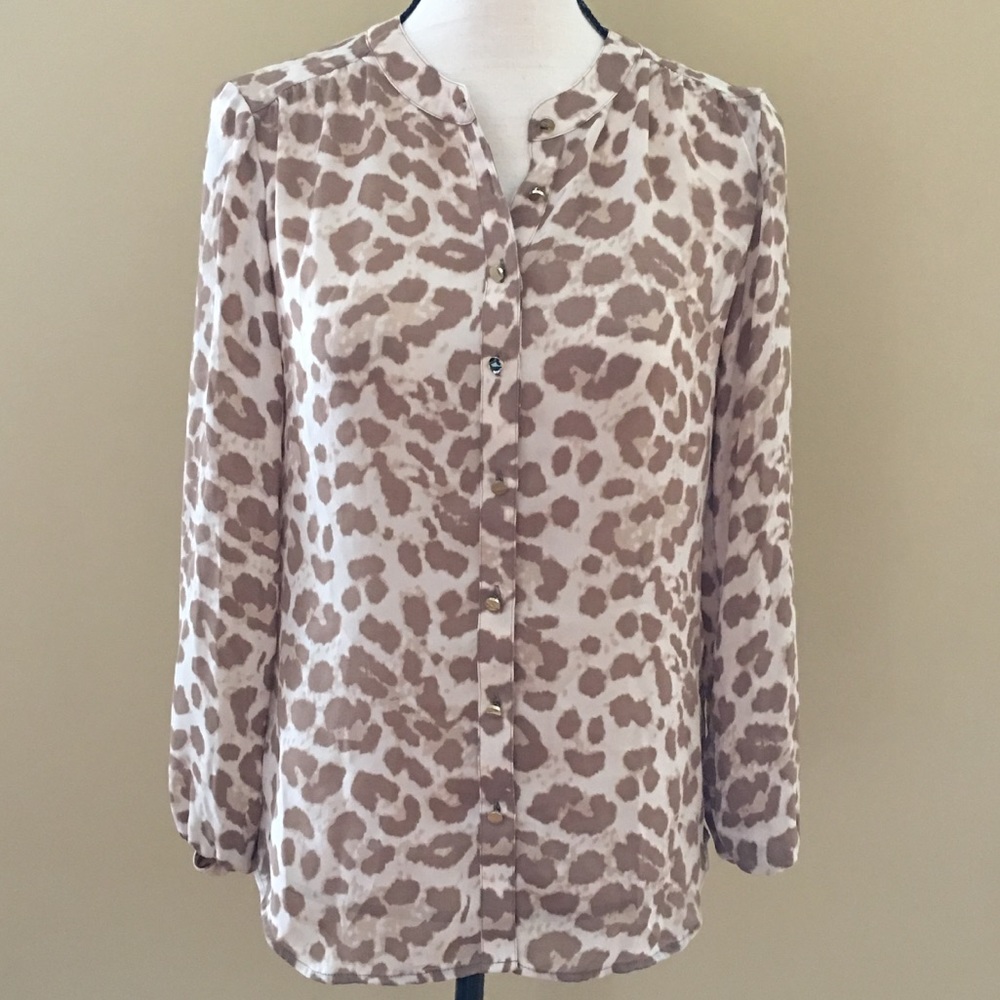 NWOT Banana Republic Gold Button Down Blouse 2