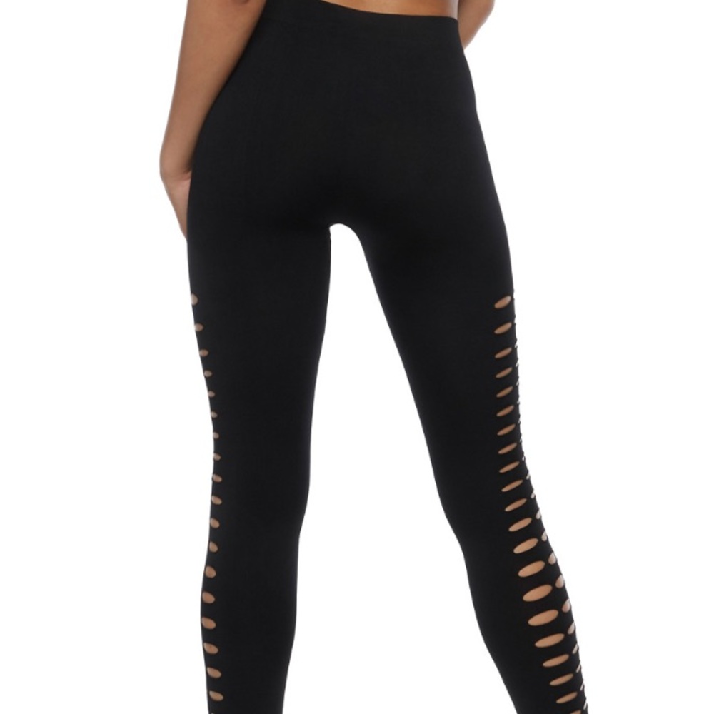 Clearance! Sexy Black Laser Cut Leggings New - Picture 2 of 2