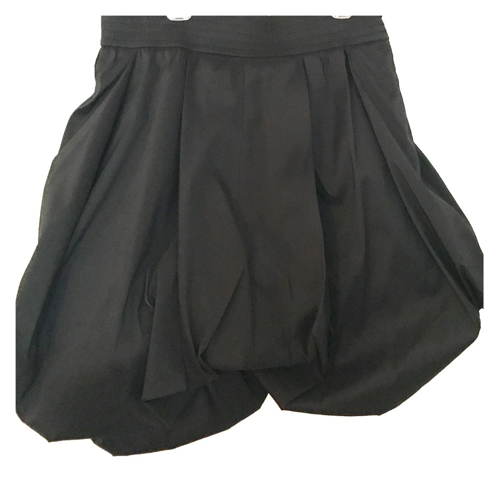 Black bubble skirt