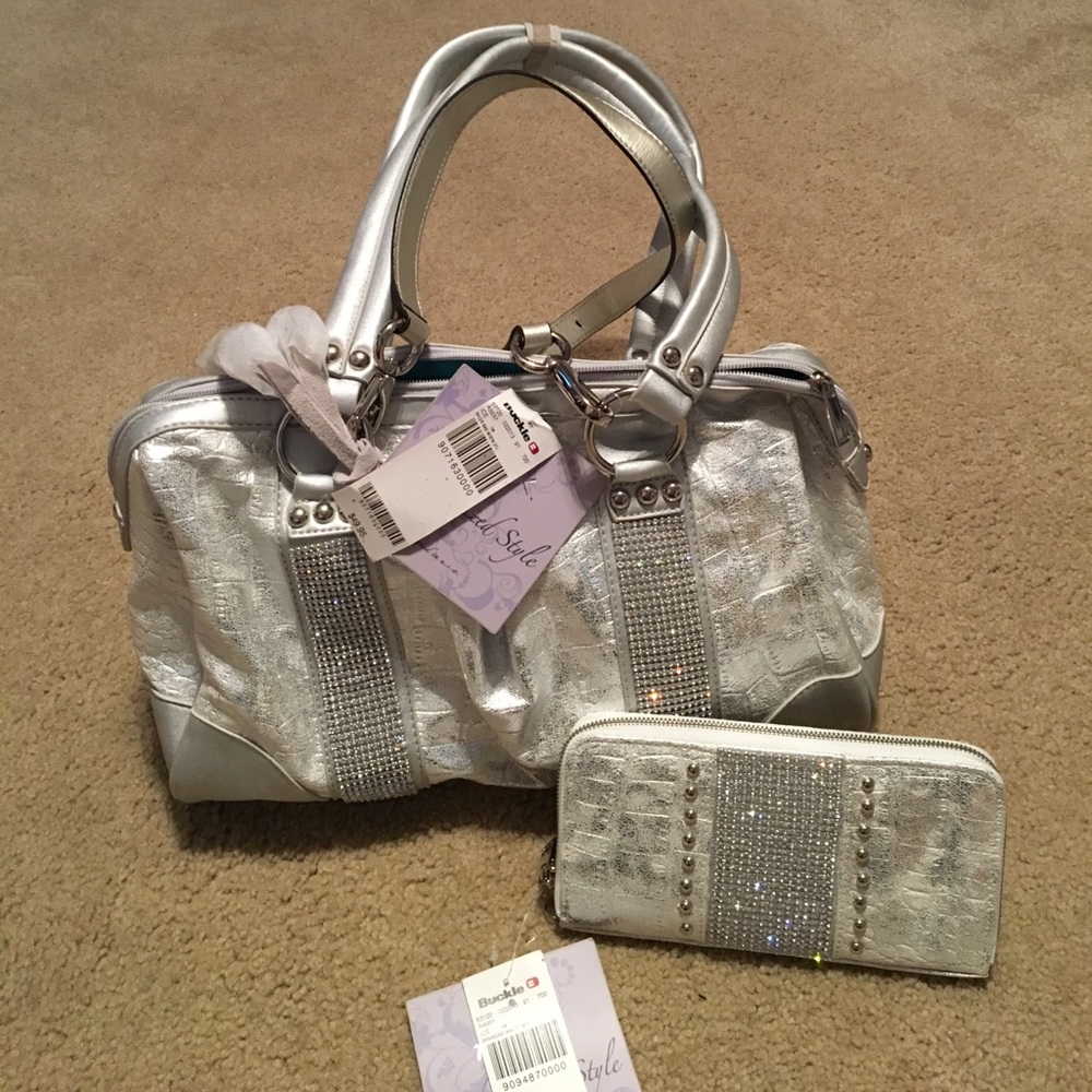 Purse and wallet