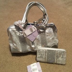 Purse and wallet