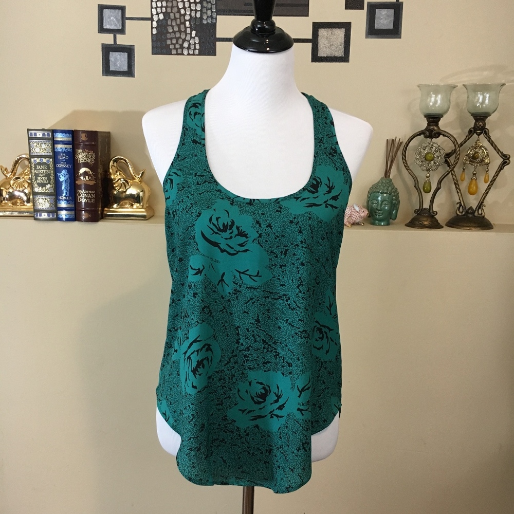 Urban Outfitters YAYA Rose Tank Sz M