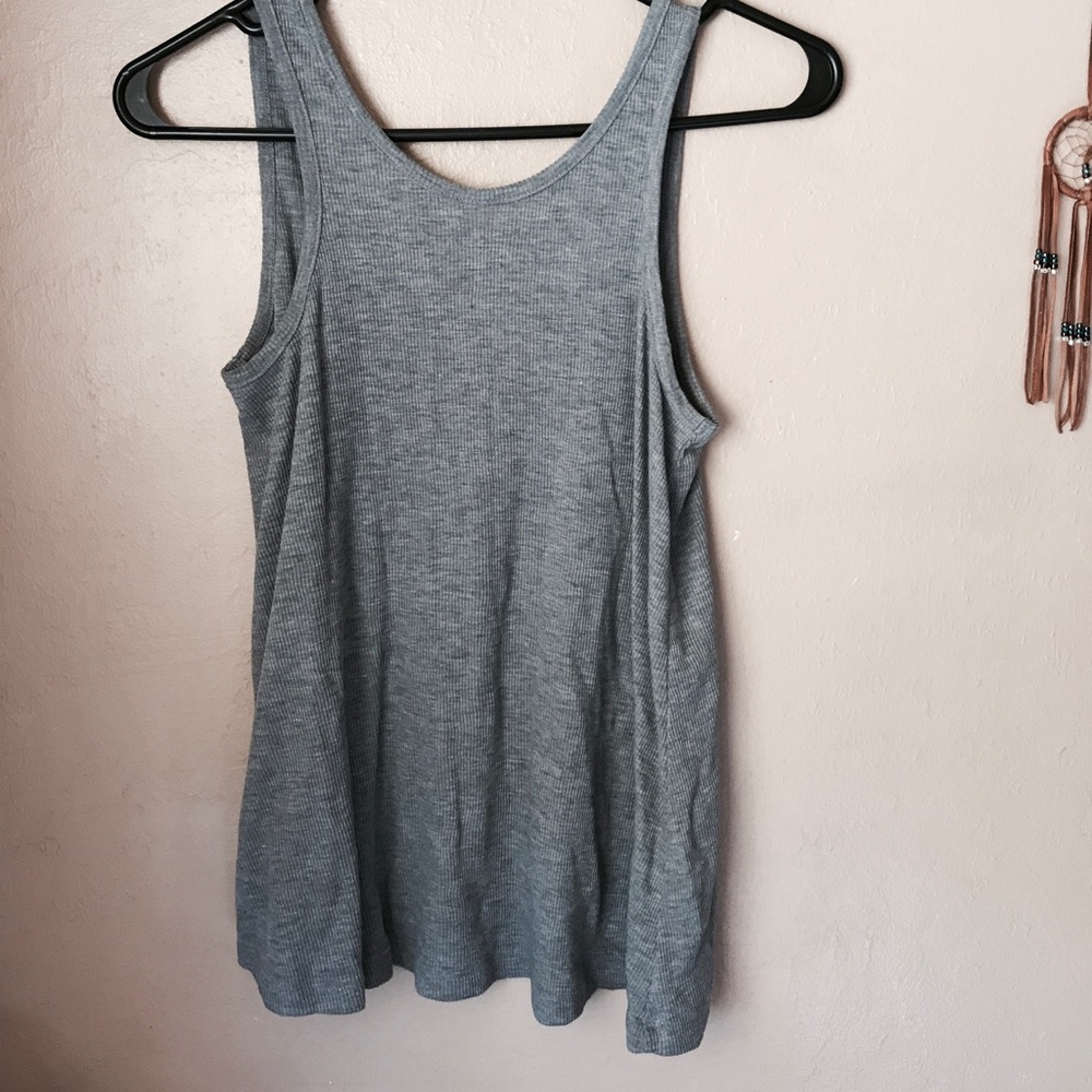flowy tank