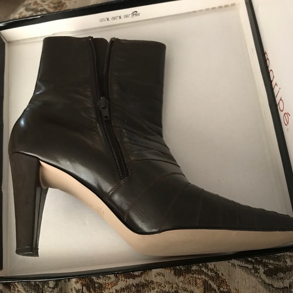 Chocolate ankle boots - Picture 1 of 1