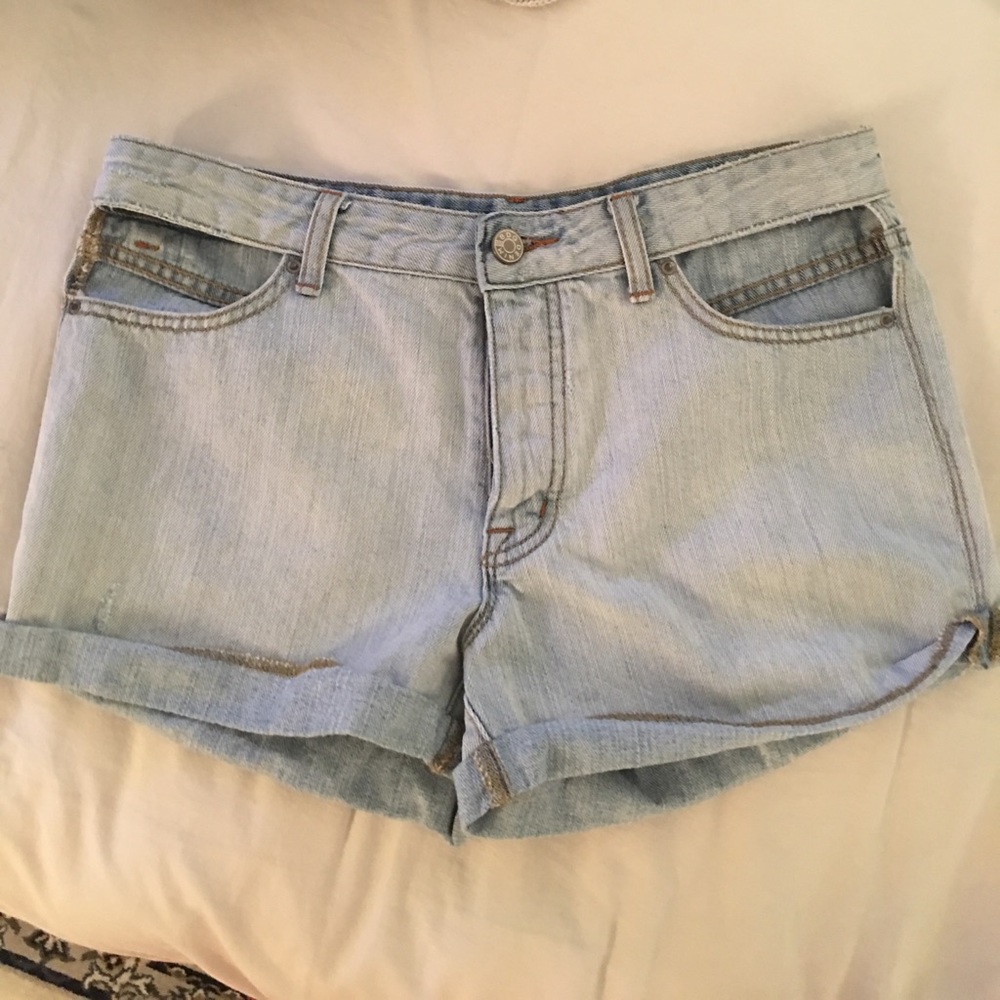 BDG pocketless shorts