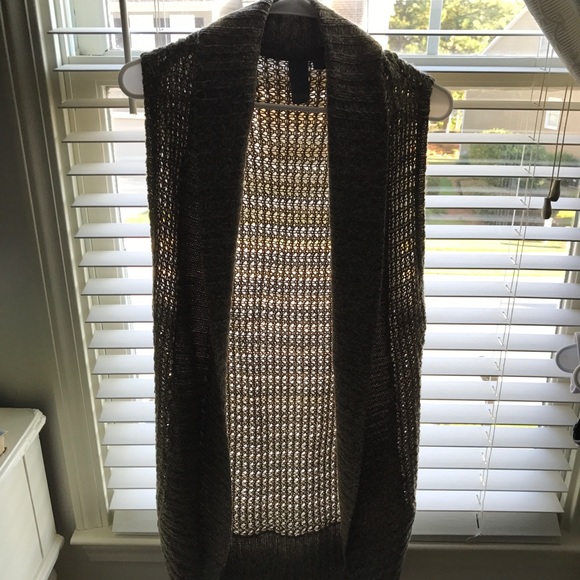 Francesca's cardigan - Picture 2 of 3