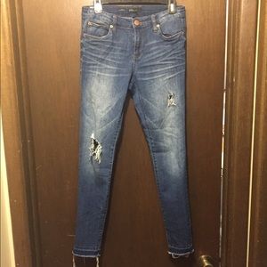 STS blue distressed jeans