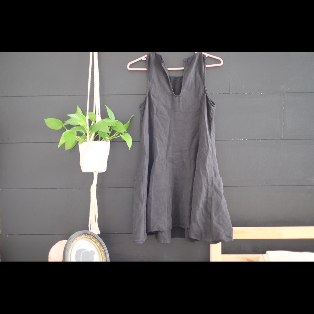 Brandy Melville dress