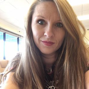 Meet your Posher, April