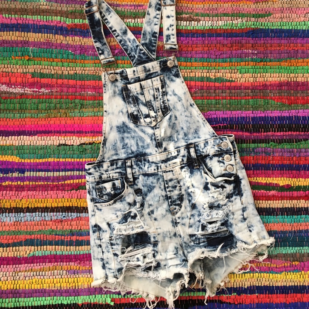 💙Cute EUC overall shorts💙