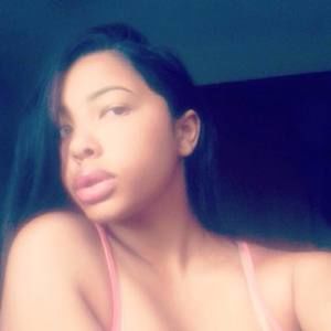 Meet your Posher, Thalia