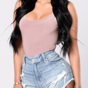 FASHION NOVA BODY SUIT- NEVER WORN