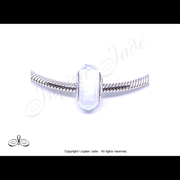 925 Silver faceted charm - fits Pandora bracelets - Picture 2 of 2
