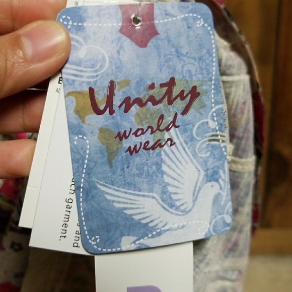 Top - Picture 2 of 2