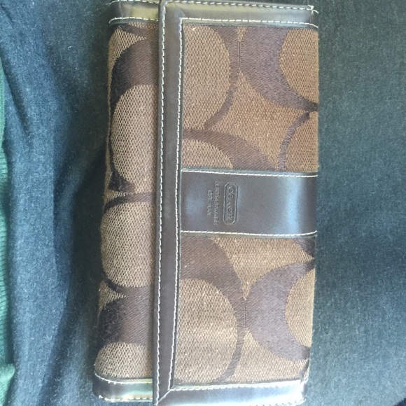Coach Handbags - Coach wallet