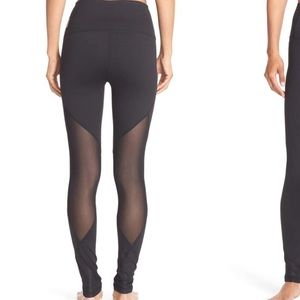 'Cut It Out' High Waist Zella Leggings