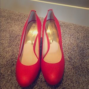 Michael Kors Pumps - size 8 - never worn before