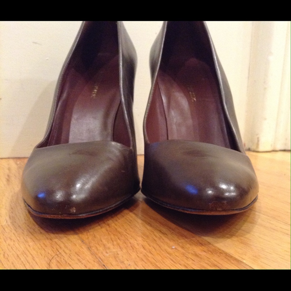 Banana Republic brown leather heels - Picture 5 of 5