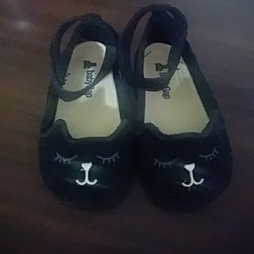 Baby Gap flats 12-18 months ⭐EUC⭐