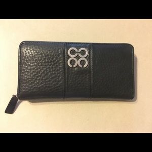 Black coach wallet - gently used no scratches