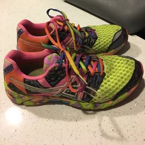 ✨SALE ONLY TODAY✨Asics Gel Noosa, Size 7.5 Shoes