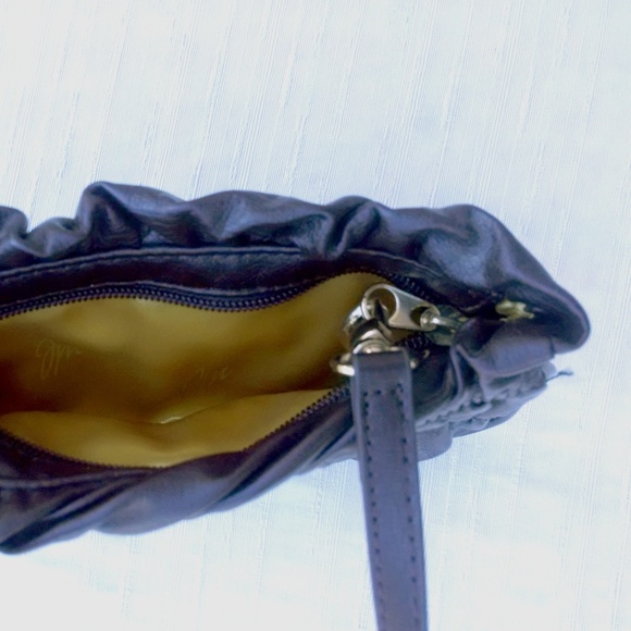 Jessica McClintock Brown Faux Leather Wristlet - Picture 3 of 3