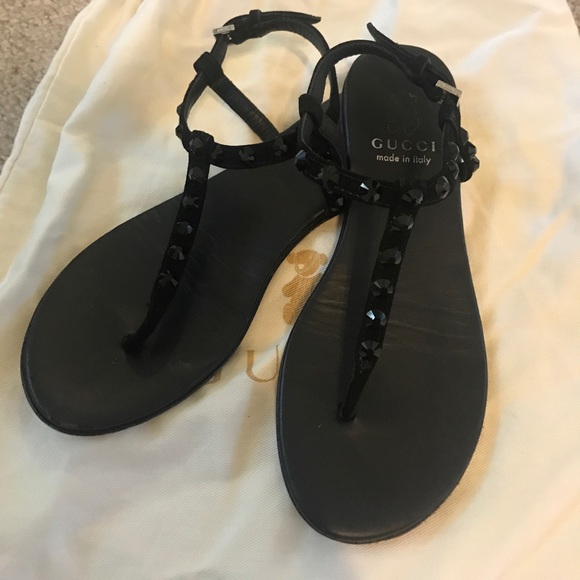 GIRLS GUCCI SANDALS WITH STUDS SIZE 30