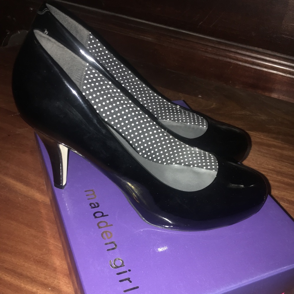 Brand new madden girl heels size 7.5