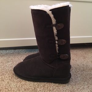 NWOT Tall Button Up Bearpaws