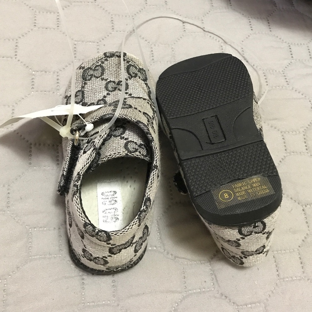 Perfect for fall Gucci Print Boys shoes.