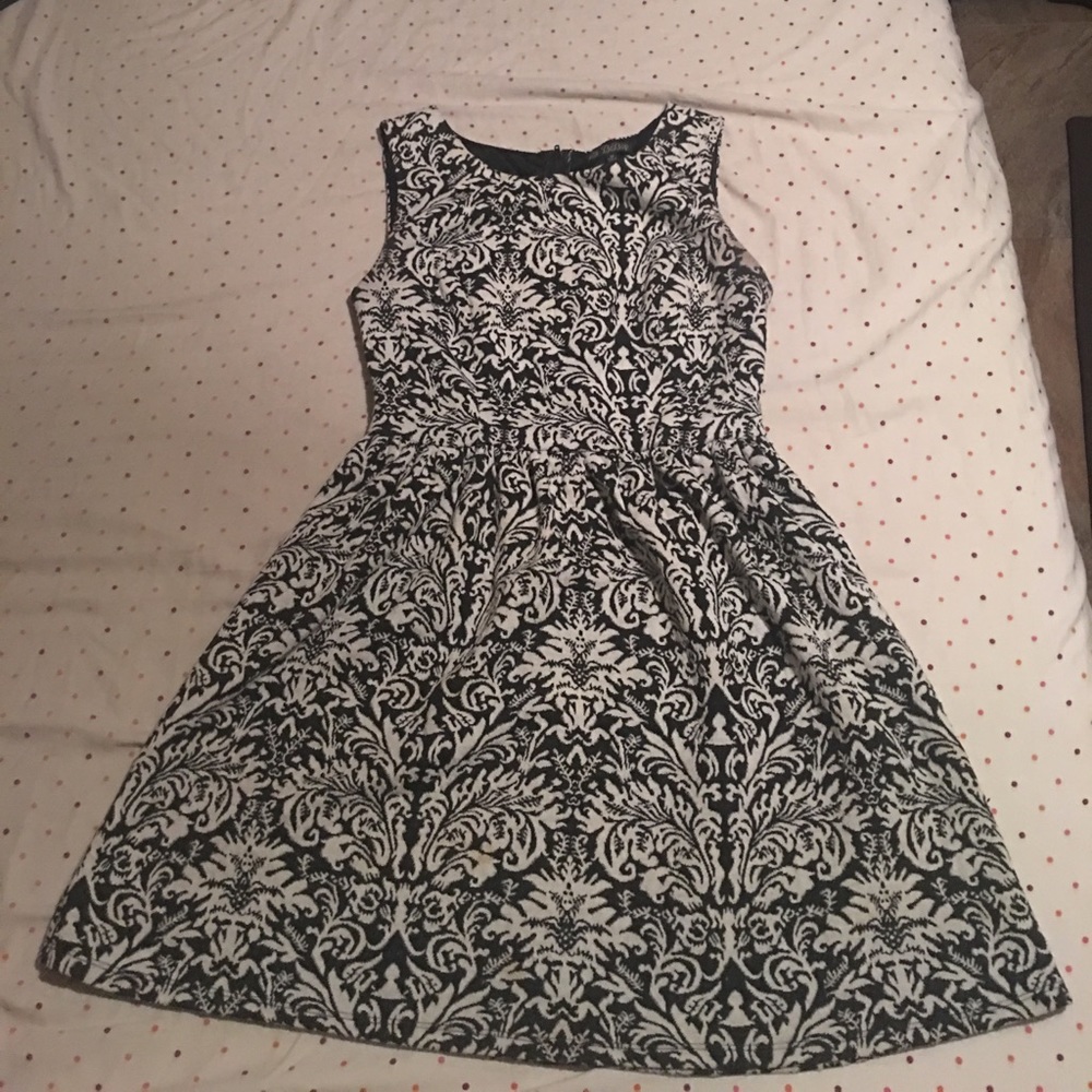 ⚪️⚫️⚪️DRESS⚪️⚫️⚪️