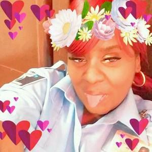 Meet your Posher, Latoya