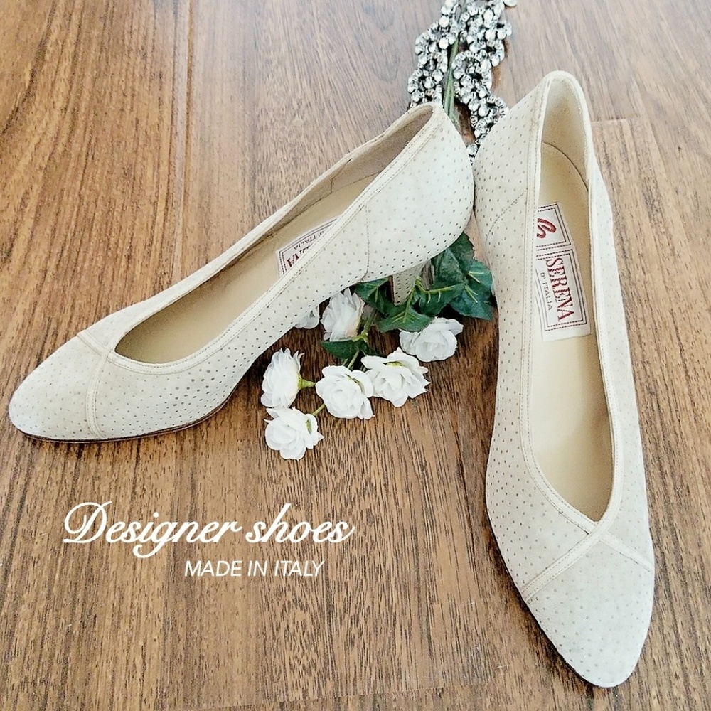 Lavorazione Artigiana Beige Italian Leather Heels