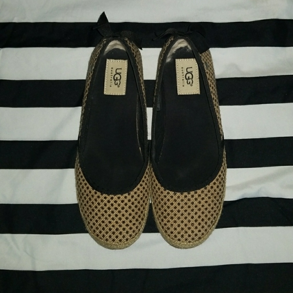 UGGS Flat shoe