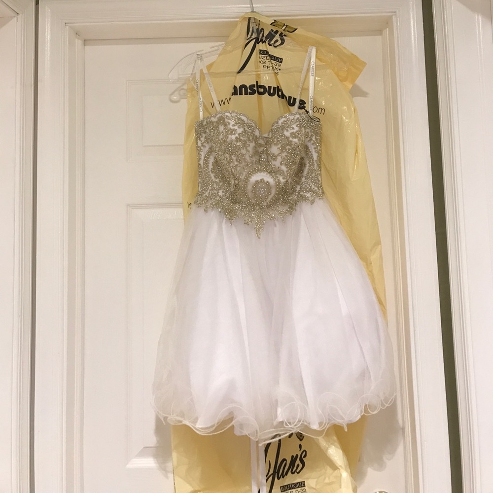 Clarisse Dress from Jans Boutique