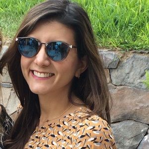 Meet your Posher, Anamaria