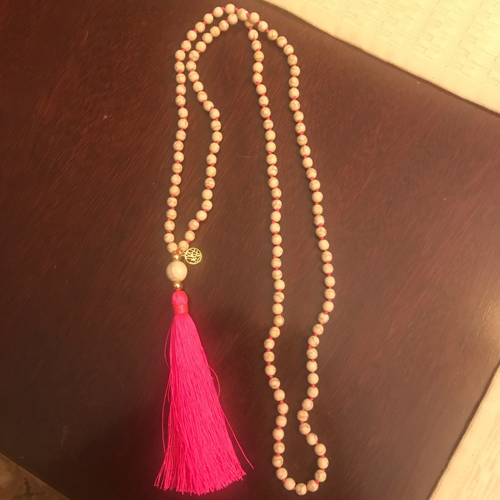 NWOT Lilly Pulitzer necklace