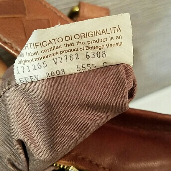 Bottega Veneta Roma Medil Intrecciato Leather Tote - Picture 8 of 8