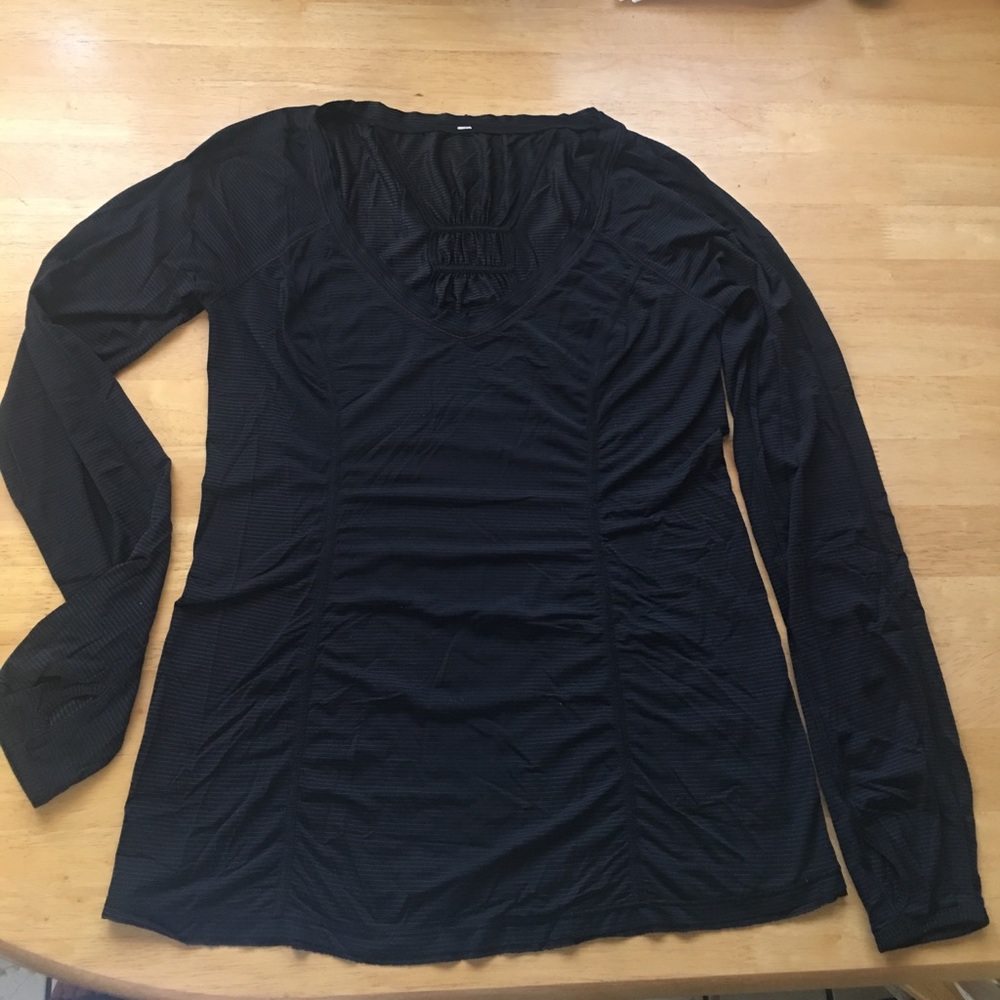Lululemon Athletica Long Sleeve Top