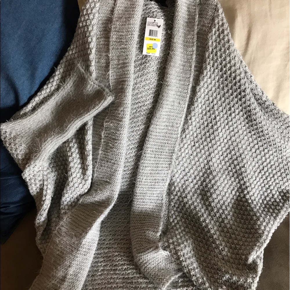 Jessica Simpson open cardigan