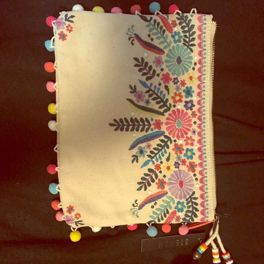 Steve Madden soft clutch