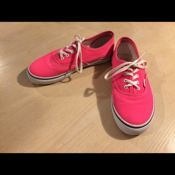 youth girls vans