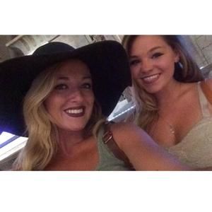 Meet your Posher, Danielle
