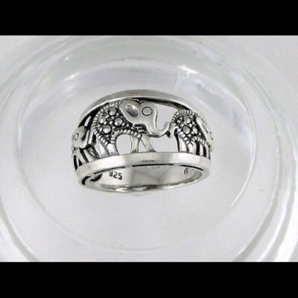 Genuine sterling silver elephant band ring